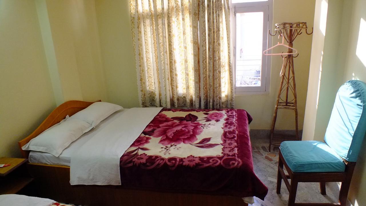 Hotel Dolphin Katmandu Eksteriør bilde