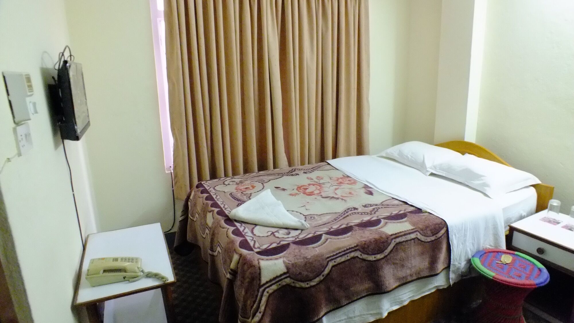 Hotel Dolphin Katmandu Eksteriør bilde